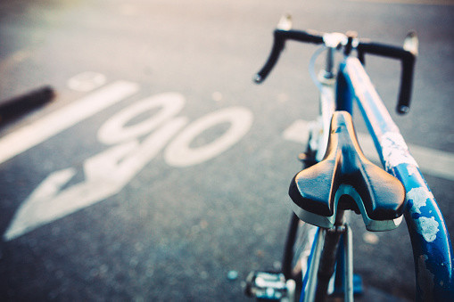自転車の盗難が本当に多いのでチェーンロックと合鍵をしっかりとつけましょう。俺の合鍵
