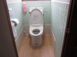 トイレに隠しカメラを設置した男は200万の示談金を払った。俺の合鍵では、鍵、合鍵、ディンプルキーも注文して作ることができる。