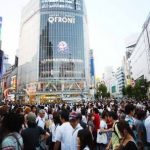 東京都渋谷区渋谷駅前のスクランブル交差点。合鍵制作・合鍵作成・ディンプルキー制作・スペアキー作成は全国配送料無料・ネット注文、金額、価格、値段も対面店舗と変わらない。カギ番号は見せない！俺の合鍵。