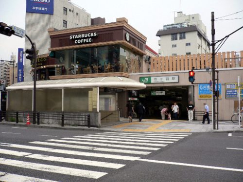 JR市ヶ谷駅・東京メトロ市ヶ谷駅。俺の合鍵。対面式店舗へ合鍵作成する場合には鍵本体をご持参ください。合鍵制作・合鍵作成・ディンプルキー作成・スペアキー作成は値段・価格・金額の安い俺の合鍵。カギ番号は他人に見せないでください。