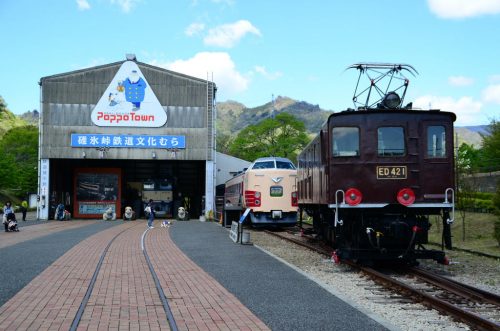 群馬県安中市で、ディンプルキーを作りたい、合鍵を作りたい場合には、精度の高い純正の鍵、【新カギ】をご持参してお近くの店舗でお作りください。ネットで注文する間合いには俺の合鍵で注文を。