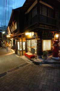 兵庫県神戸市北区の店舗でディンプルキー作成するよりも、ネット注文【俺の合鍵】自宅へ宅配で人気です。