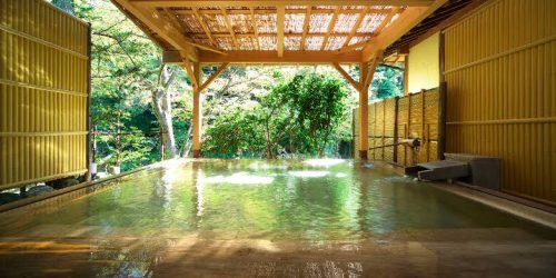 山梨県大月市の近くで合鍵を注文する場合には店舗に行かなくても注文可能な俺の合鍵へ。